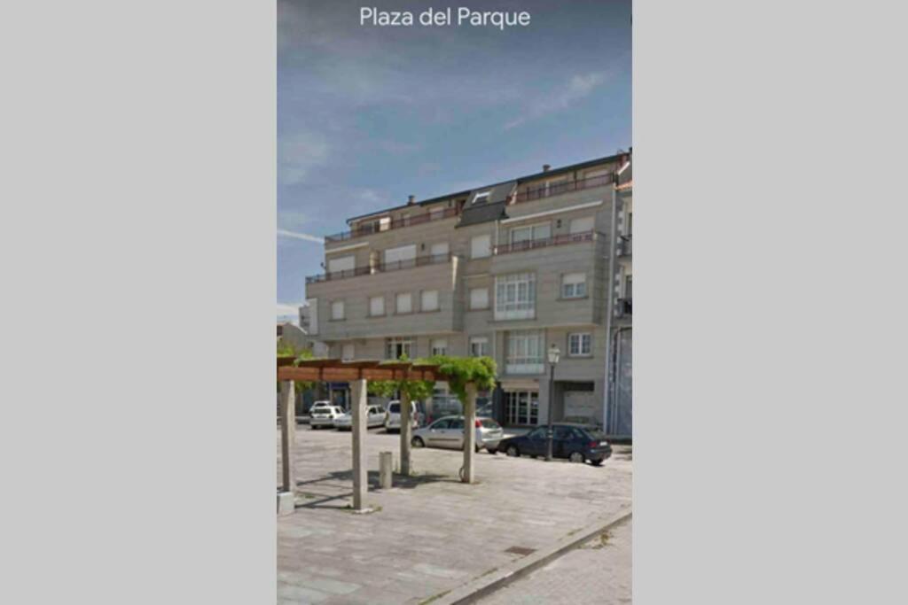 Apartamento Plaza Del Parque فيلانويفا دي أروسا المظهر الخارجي الصورة
